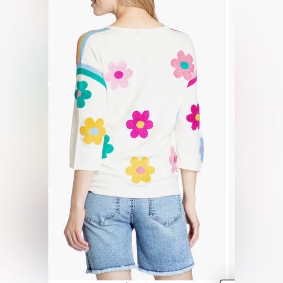 NWT APNY Gerber Daisy Embroidered Three-Quarter Sleeve Sweater Size Small - Picture 2 of 6